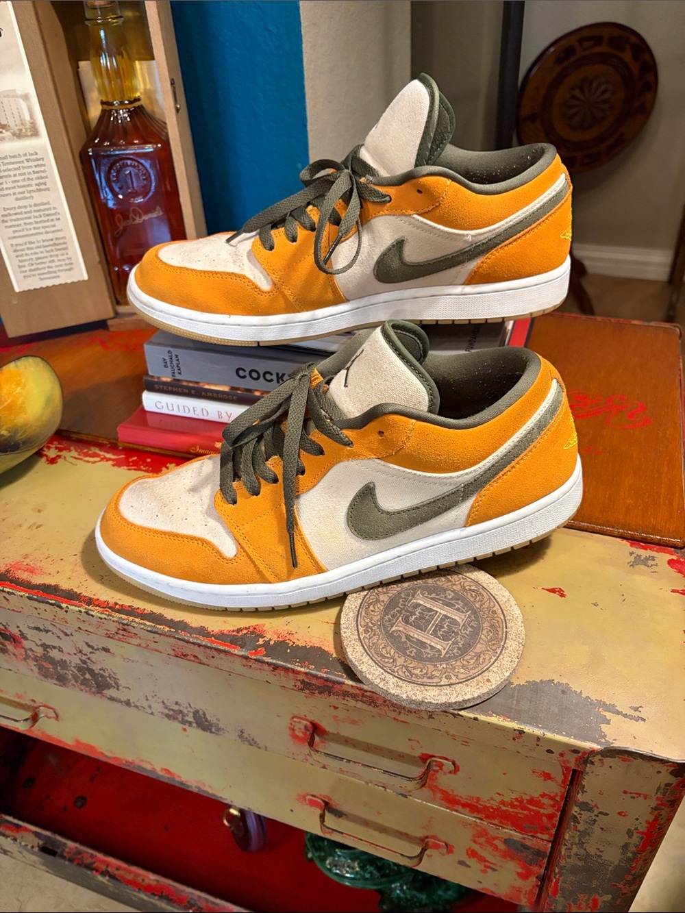 Jordan 1 Low “Light Curry”